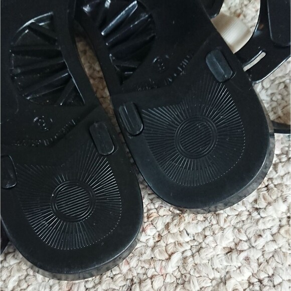 Kate Spade Black and Cream Jelly Sandal size 9 - Picture 10 of 11